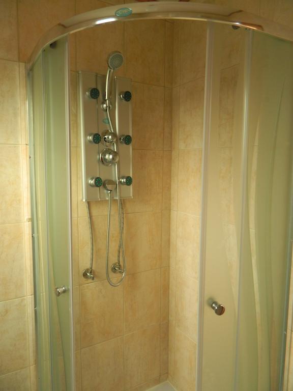 Hostal Parediso Πούντα Αρένας Δωμάτιο φωτογραφία